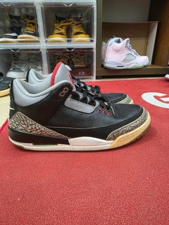 (Category: ) located in . Submitted by shiny_authentic_kickz (Listing ID 1410101084, Image 1). Description: .
