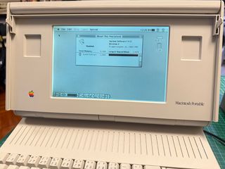 Apple Macintosh Portable Vintage Laptop448893155007549440