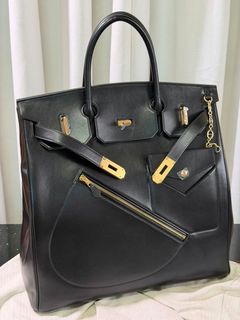 (Category: ) located in . Submitted by luxurybagphilippines_byqueen (Listing ID 1410081895, Image 1). Description: .