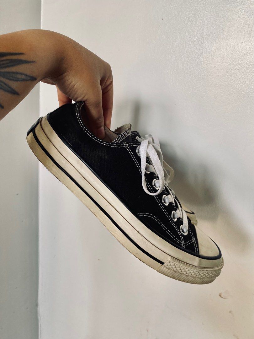 Converse Chuck Taylor All Star Low Black (Category: Sneakers) located in Catarman. Submitted by desa_declutters (Listing ID 1410054224, Image 2). Description: Classic black Converse Chuck Taylor All Star US Women's size 8.