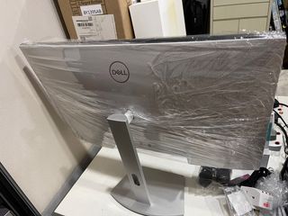 Dell 32 Curved 4K UHD Monitor, Computers & Tech, Parts & Accessories ...