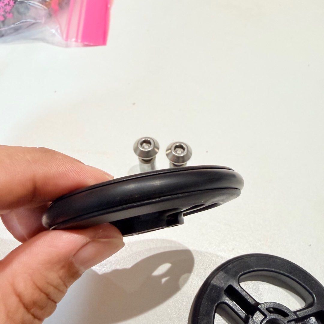 Easy Wheels (Category: Bicycles) located in Singapore. Submitted by faith5577 (Listing ID 1410180468, Image 3). Description: Brand new .