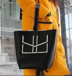 (Category: ) located in . Submitted by devilwearsrara (Listing ID 1410128887, Image 1). Description: .