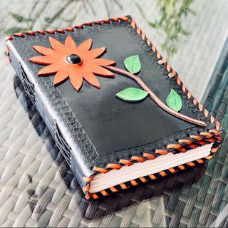 (Category: ) located in . Submitted by handmade.leather.stuff (Listing ID 1410072452, Image 1). Description: .