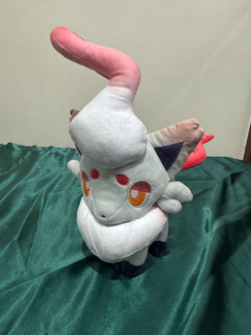 Hisuian Zorua (Category: Figurines & Statues) located in Quezon City. Submitted by erickpasco (Listing ID 1410059336, Image 1). Description: .