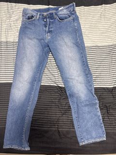 (Category: ) located in . Submitted by flextapeeee (Listing ID 1410129369, Image 1). Description: .