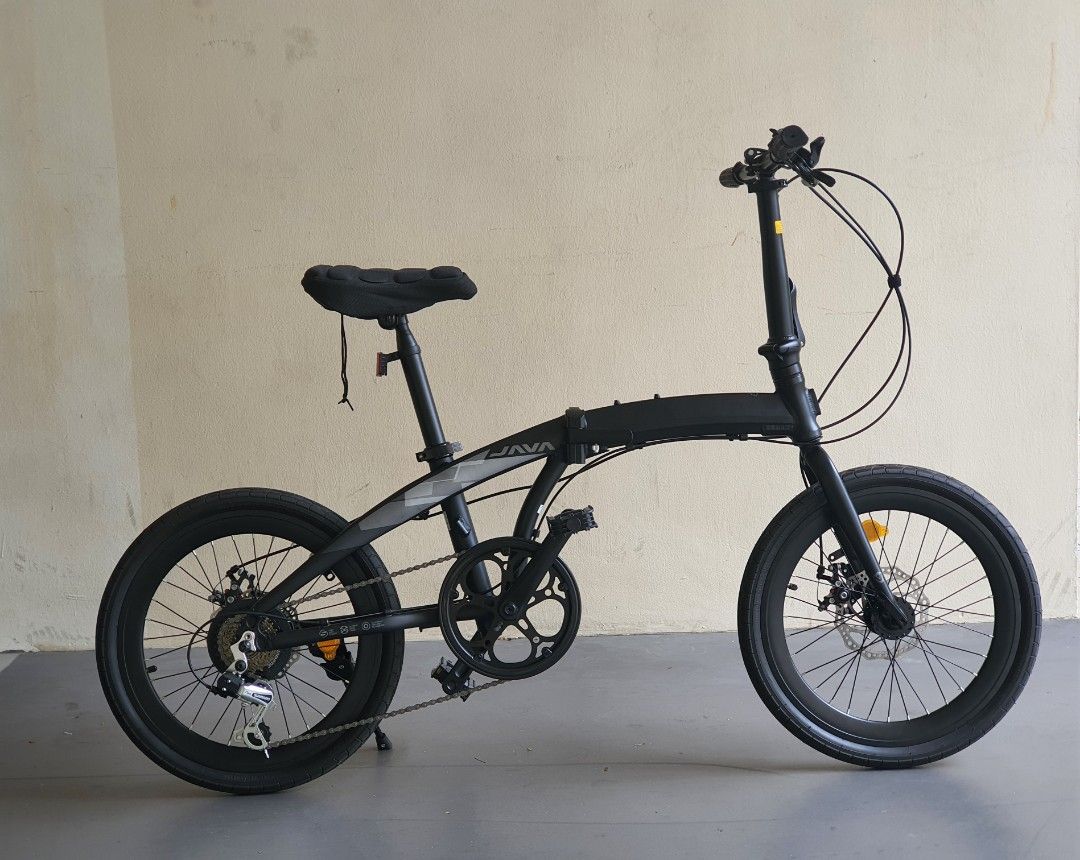 Java Zelo Foldable Bicycle (Category: Bicycles) located in Singapore. Submitted by c.riv_03 (Listing ID 1410055288, Image 1). Description: WTS JAVA ZELO 20" Foldable Bicycle Black 🖤 Almost new 9.5/10 Condition -Java Aluminum Alloy -Shimano 7 Speed Gears -52T Crankset -20" Double walled Rims -20kg Weight -120kg Maximum Load RFS: Too small for me Sengkang.