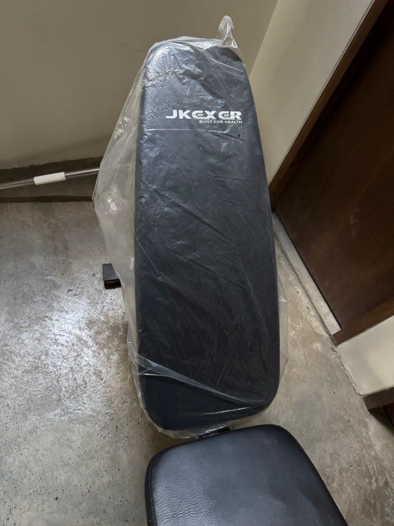 JKEXER Adjustable Weight Bench (Category: Weights & Dumbbells) located in Quezon City. Submitted by dudsandsky (Listing ID 1410127661, Image 2). Description: Bought months ago but only used once by my son.