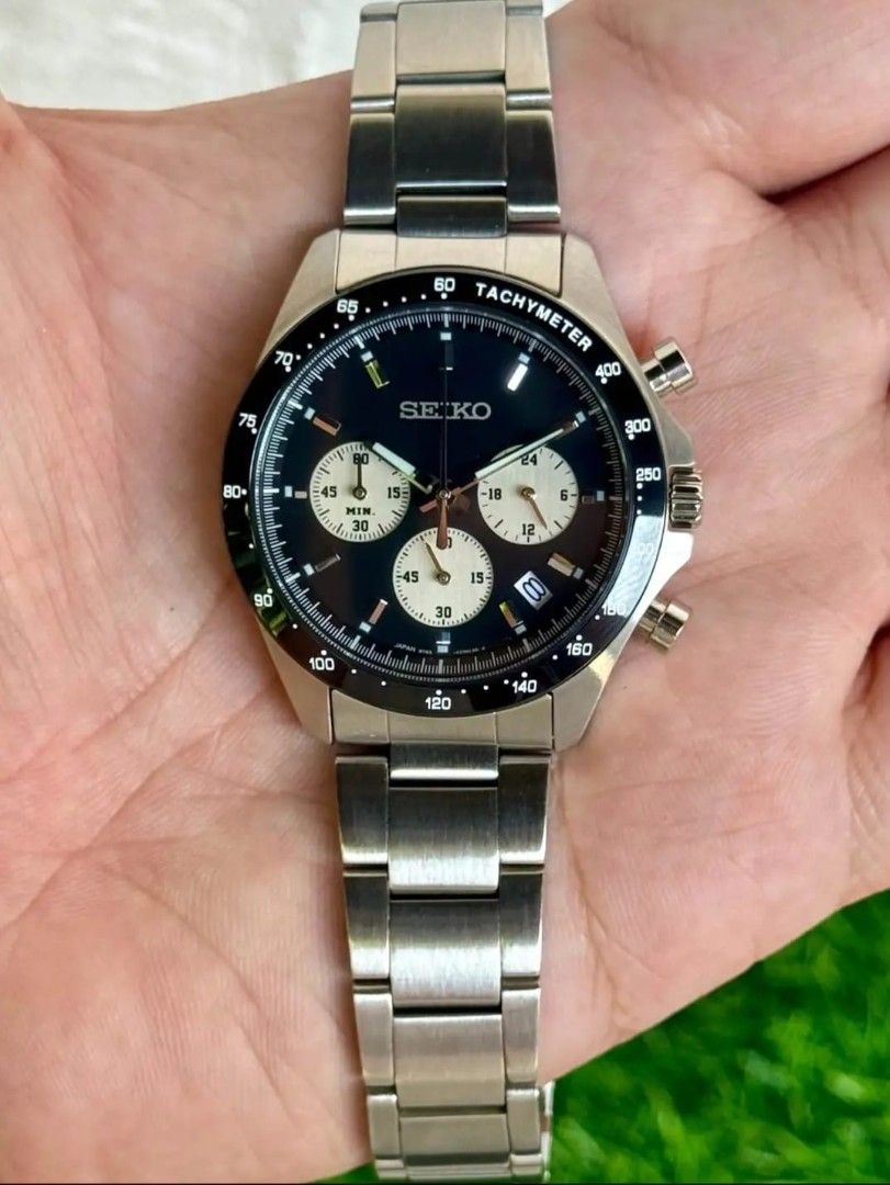 Limited Edition Seiko Nano Universe Chronograph (Category: Men's Watches) located in Taguig. Submitted by jayricafort (Listing ID 1410134915, Image 2). Description: Seiko Nano Universe SZSJ012 Reverse Panda – Limited Edition JDM Description: Letting go of my Seiko x Nano Universe SZSJ012, a Japan-only reverse panda chrono that’s hard to find locally. Limited edition collab with Nano Universe Reverse panda dial (black w/ white subdials) – super cl