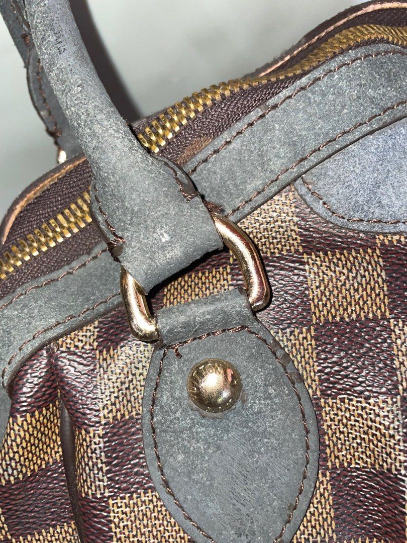 LOUIS VUITTON TREVI BAG (Category: Luxury Bags & Wallets) located in Tacloban City. Submitted by solothriftfinds (Listing ID 1410013447, Image 3). Description: Louis vuitton bag Verygood condition .
