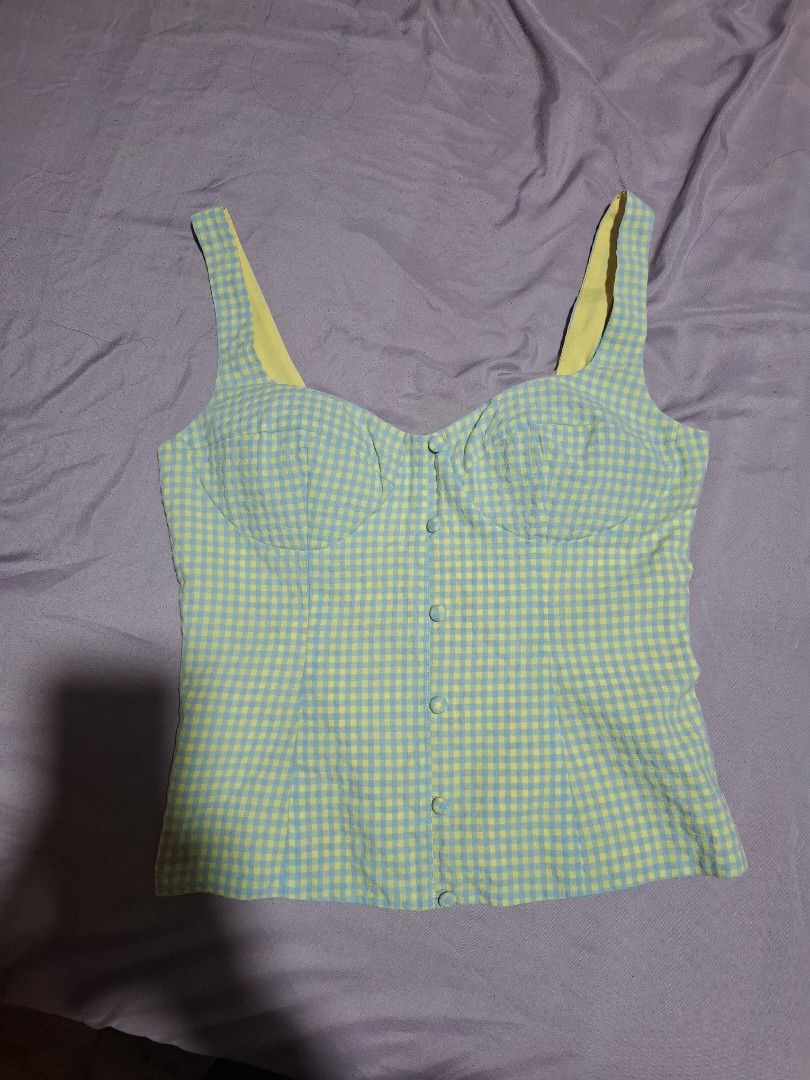 Love Bonito Padded Corset Top (Category: Sleeveless) located in Baguio. Submitted by raphy_mapletree (Listing ID 1410132311, Image 3). Description: Selling my Love Bonito corset top! Super hard to let go but it doesn't fit me anymore :( Price is negotiable! Dimensions: Bust: 15" Length: 19.5" (from strap) ✨️ Decluttering sale! All items are new/in good condition! 💖 💬 Feel free to leave a message if you have any questions or concerns! 🚚 Shippin