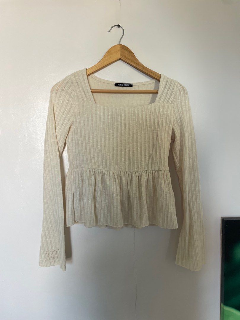 Lovito Square Neck Long Sleeve Top (Category: Blouses) located in Cavite. Submitted by _nicoffee (Listing ID 1410085436, Image 1). Description: - Lovito cream-colored top - Square neckline - Long sleeves - Peplum hem - Size: M (EU 36, US 6) - Ribbed texture - Too big on me.
