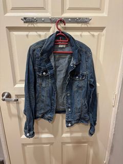 (Category: ) located in . Submitted by kate088 (Listing ID 1410087975, Image 1). Description: .