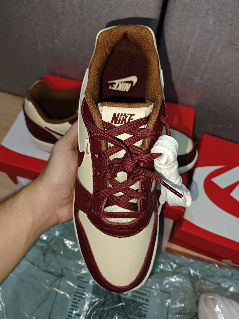 Nike Ebernon Low Premium (Category: Sneakers) located in Quezon City. Submitted by princegreey (Listing ID 1410101173, Image 2). Description: Nike Ebernon Low Premium Size: 11 ❌SRP: 3,350 ✅MY PRICE: 1,495 SUPER SALE!!.