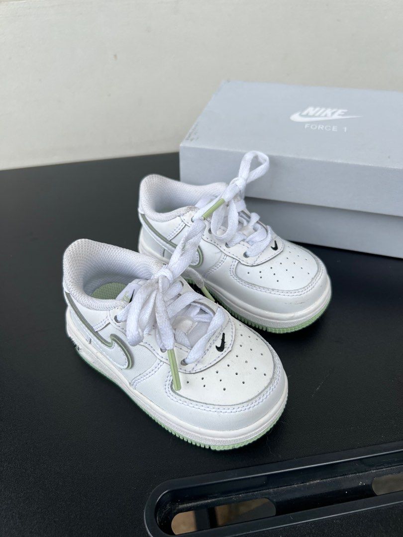 Nike Force 1 (Category: Babies & Kids Fashion) located in Quezon City. Submitted by virtualapproach (Listing ID 1410017125, Image 3). Description: Like new, used thrice in japan Authentic with box Location brgy sauyo qc .