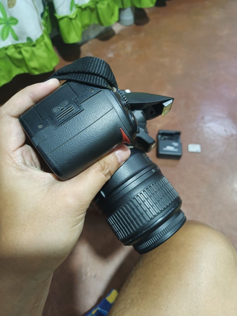 Nikon d3000 with 18-55mm Lens (Category: Cameras) located in Manila. Submitted by camera.matrix.ph (Listing ID 1410059253, Image 3). Description: Nikon d3000 photos only DSLR Camera pang Beginner Vignet lcd ONLY 8,000 cash 8k cash Lcd Vignet nasa Lcd ❌ Sd card Lock not ok manually mo hilahin para malabas lang sya❌ Flash Working ✅ Ok pa din output nya kahit 2025 na✅ Photography only✅ No video Mode pa ang D3000❌ Free Bag Free 4gb sd card Charger an