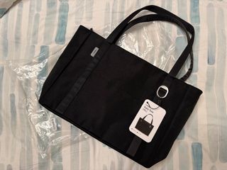 （分類：）位於 。 由 singytsui 提交（商品編號 1410156632，圖片 1）。簡介： 。