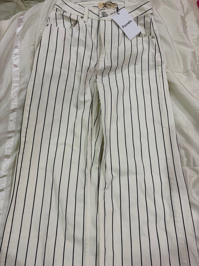 Pomelo pants (Category: Other Bottoms) located in Jitra. Submitted by bean59 (Listing ID 1410131377, Image 1). Description: EU 36/38 Waist 28 Reason to sell: clearing my wardrobe .