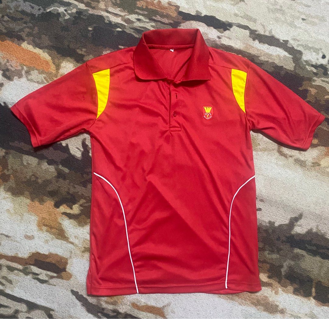 Running vest (Category: Activewear) located in Shah Alam. Submitted by rakshan06 (Listing ID 1410104473, Image 3). Description: Running vest MSSM : rm120 Jersey MSSM : rm 75.