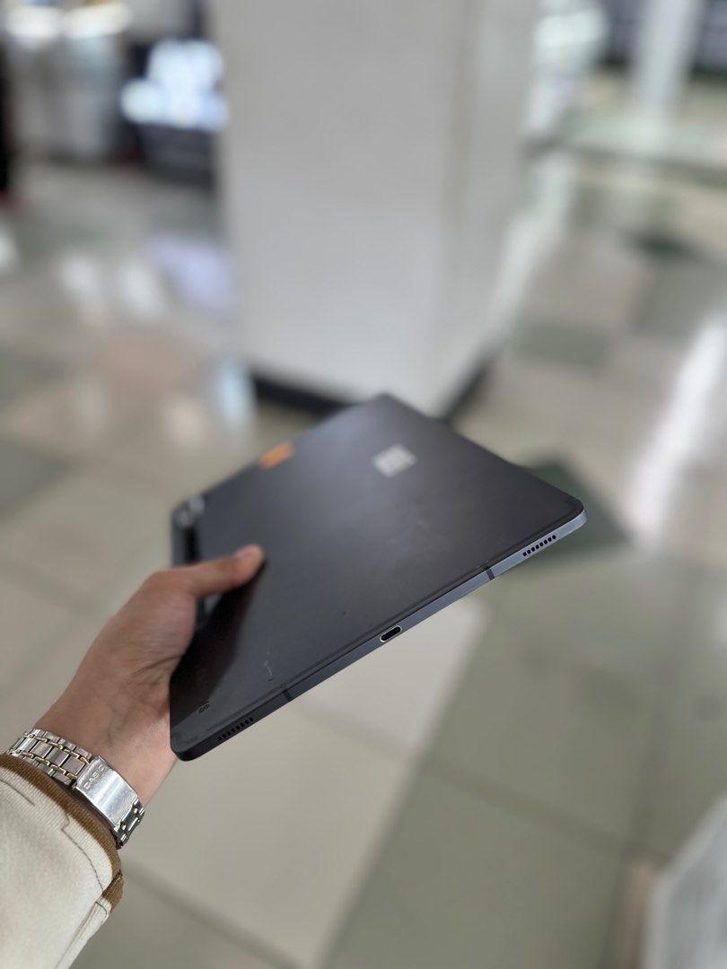 SAMSUNG TAB S8 PLUS 5G 8/256GB UNIT ONLY (Category: Android) located in San Juan City. Submitted by aynaagadgets (Listing ID 1410014306, Image 3). Description: DECEMBER 2025 STALL #: XB-07 FOR SALE | TRADE / SWAP PASS SA MGA SCAMMERS / THIRD PARTY (RFS: Buy and Sell) SAMSUNG TAB S8 PLUS 5G 8/256GB ⬇️DETAILS⬇️ •8/256 GB (Other storage is also available) •Black (Other color is also available but price may vary) •NTC Variant •95% Smooth •Truetone Wo