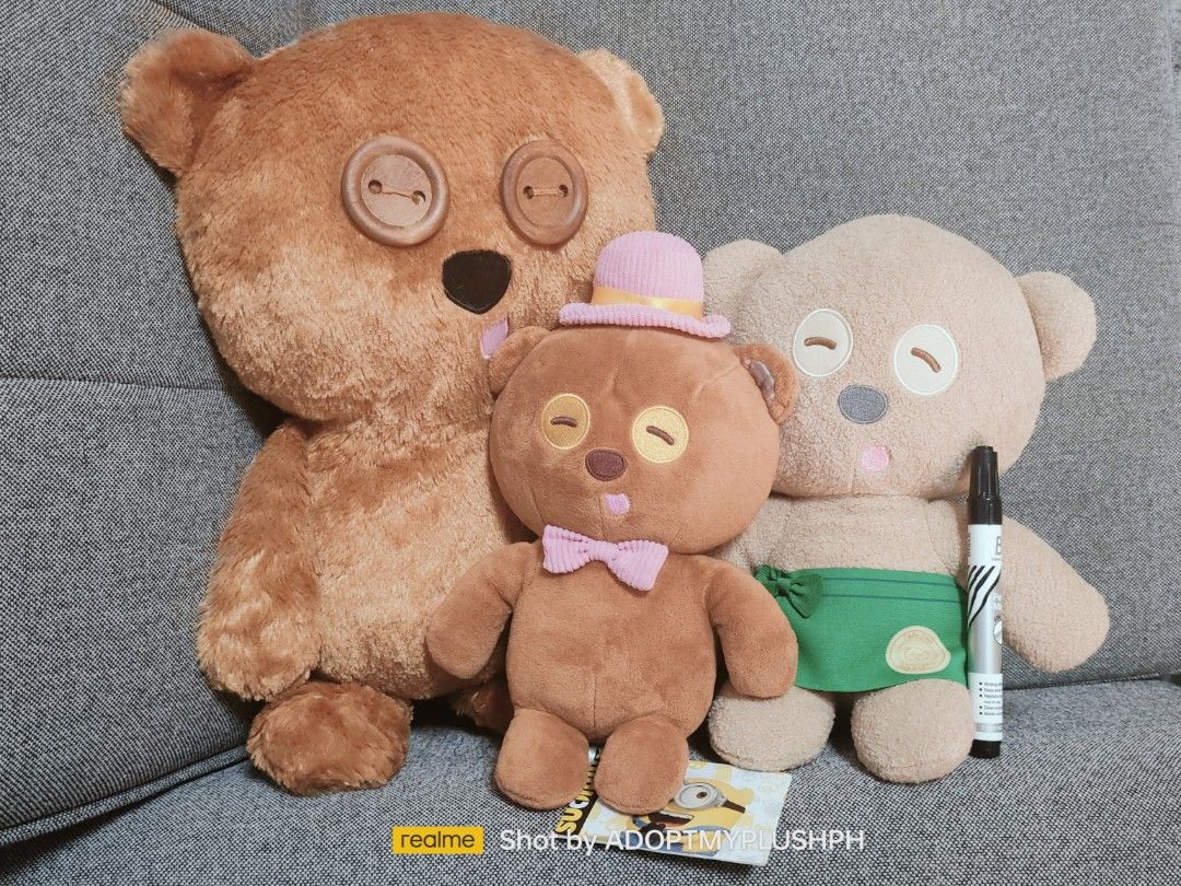 SEGA Tim (Minion Bob's Favorite Bear) (Category: Plushies & Soft Toys) located in Taguig. Submitted by adopt.my.plush.ph (Listing ID 1409996924, Image 1). Description: PLEASE READ MORE 👇👇👇👇 Tim Gentleman - 280.00 NWT *pink corduroy hat + bow tie Tim Cafe Time - 230.00 NWOT *green apron Tim XL - 300.00 NWOT *huggable ‼️Photos have been uploaded for your reference. Kindly make sure to review them ALL before sending your inquiries. 𝄃𝄃𝄂𝄂𝄀𝄁�