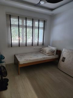 (Category: ) located in . Submitted by dianaross (Listing ID 1410091853, Image 1). Description: .