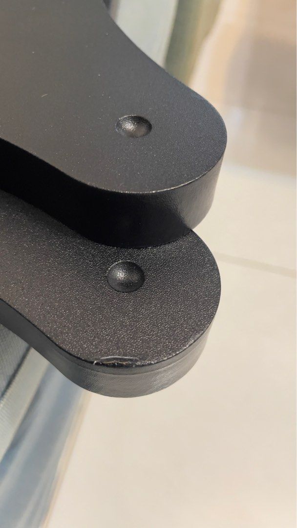 Speaker stands65561055854081113