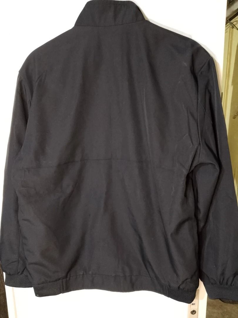 On Cloud Bomber Jacket for men NEGOTIABLE ! (Category: Coats, Jackets and Outerwear) located in Manila. Submitted by lime_onasan888 (Listing ID 1410139690, Image 3). Description: - On Cloud Bomber Jacket (for men) - Never used - Black - Small size - Bought from the Surplus Store only last September 2025 - Original price was PHP 999.00 (shown on the receipt) - I can only do meet-ups so the buyer can fit the jacket in front of the mirror inside SM 