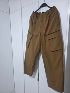 (Category: ) located in . Submitted by Bnew_Preloved (Listing ID 1410106513, Image 1). Description: .