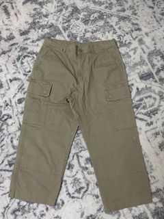 (Category: ) located in . Submitted by aar.thriftstore (Listing ID 1410137500, Image 1). Description: .