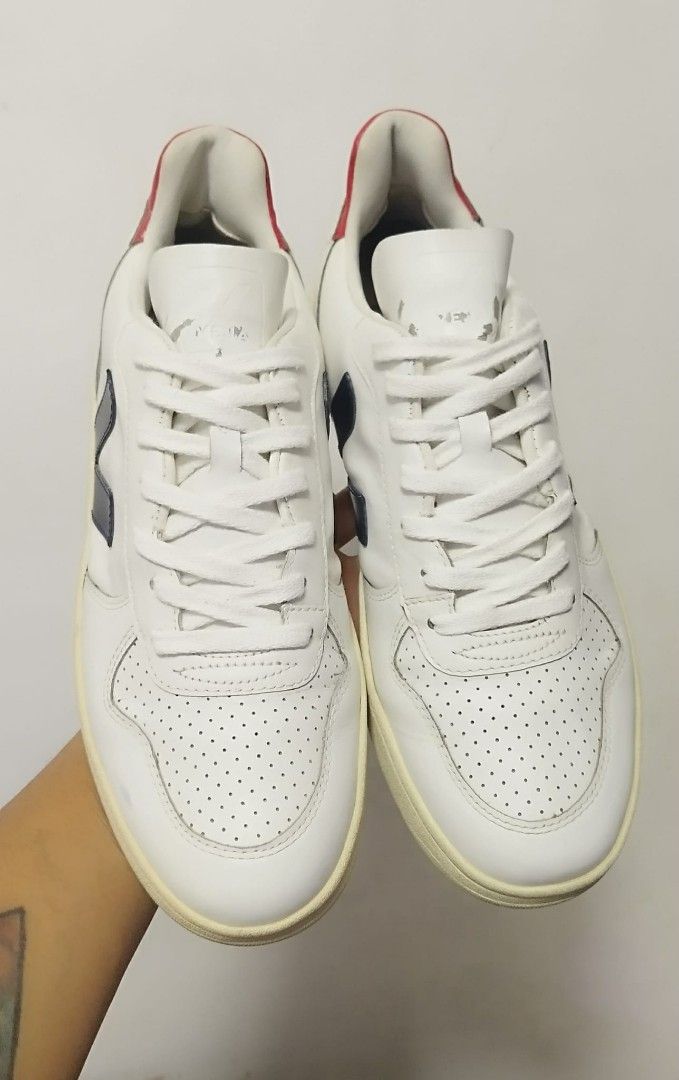 Veja V-10 White Navy Red Sneakers (Category: Sneakers) located in Manila. Submitted by esparciake75752 (Listing ID 1410082997, Image 3). Description: Veja size 10 us men's pm sure buyer .