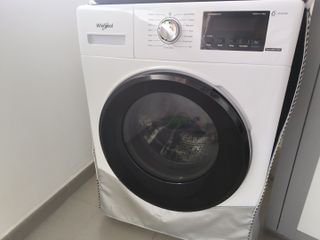 (Category: ) located in . Submitted by ahlam (Listing ID 1410003386, Image 1). Description: .