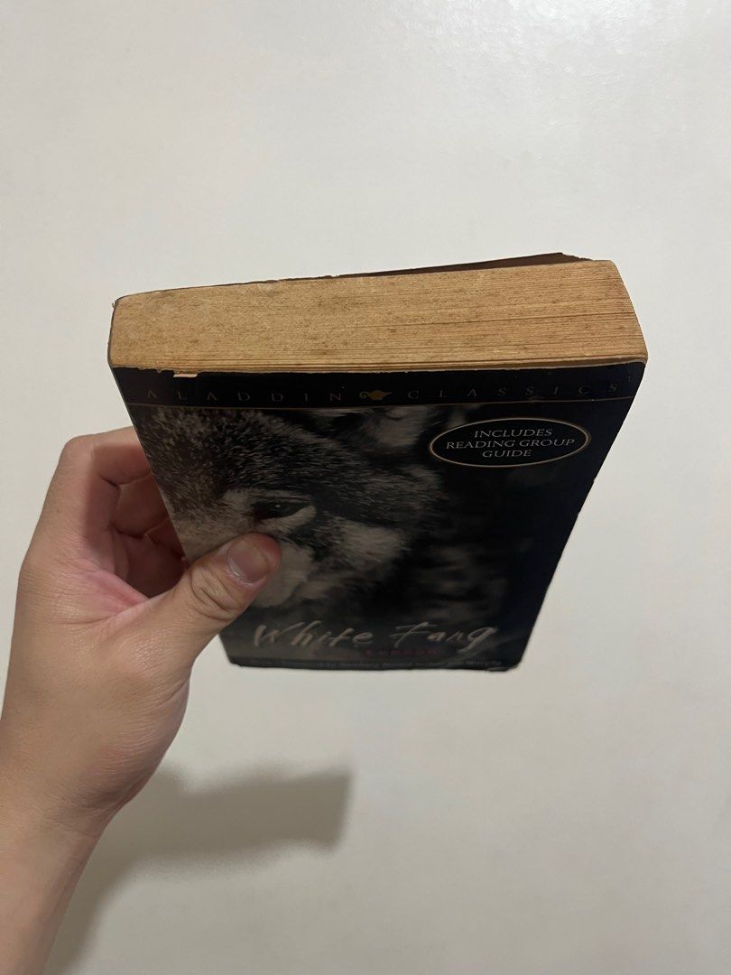 White Fang by Jack London (Category: Storybooks) located in Manila. Submitted by darthcauldrone66 (Listing ID 1410153781, Image 3). Description: - what you see is what you get - pm for more inquiries -can send more pictures via pm - manage your expectations - location: Manila - lalamove/LBC for shipping - meetups near DLSU.