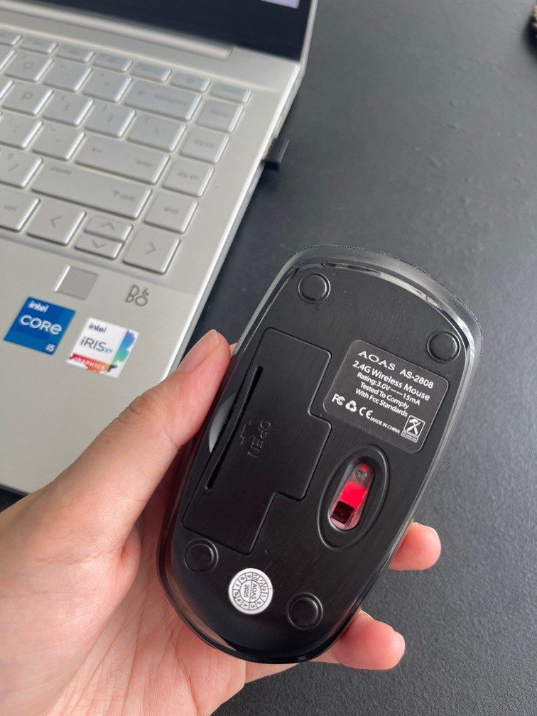 Wireless Mouse (Category: Mouse & Mousepads) located in Skudai. Submitted by Xuan_goodquality (Listing ID 1410035739, Image 2). Description: .