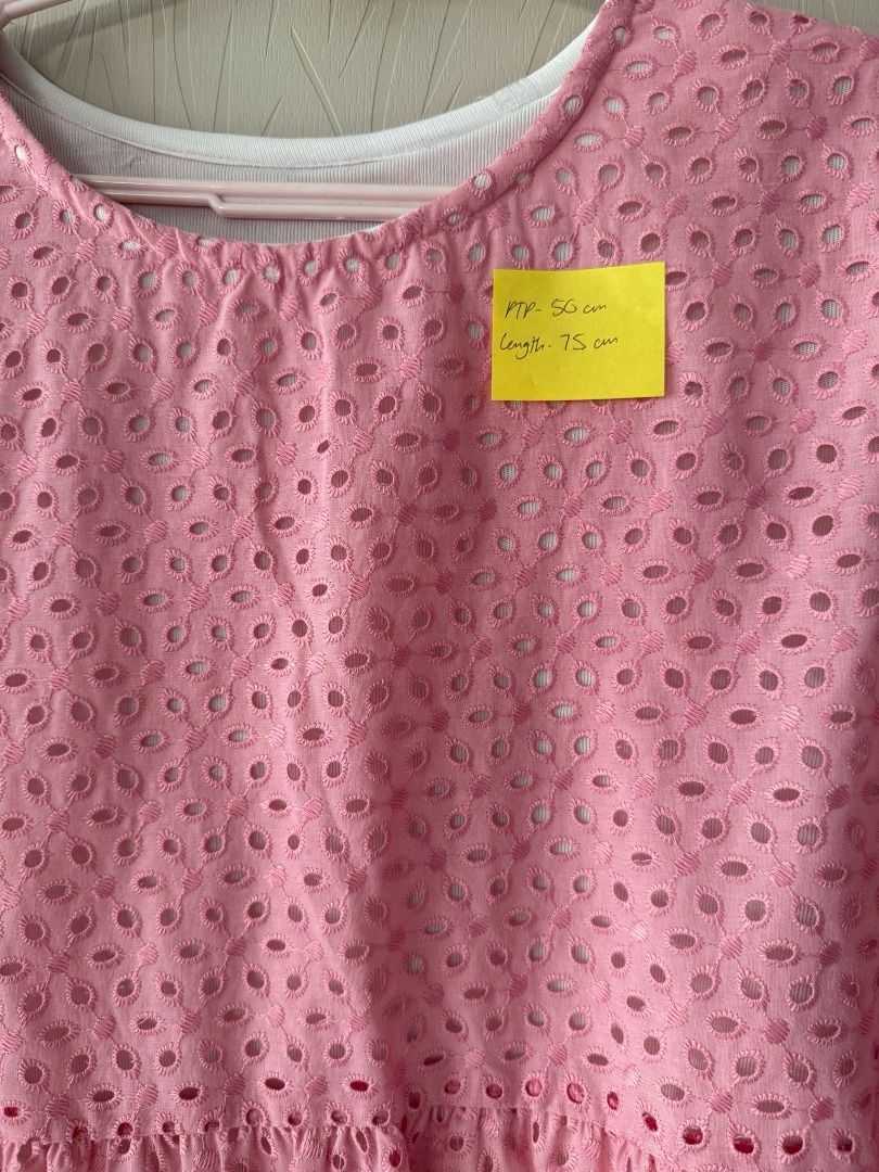 work tops (Category: Blouses) located in Singapore. Submitted by sallywawa (Listing ID 1410108852, Image 4). Description: .