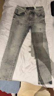 (Category: ) located in . Submitted by jzl_aa (Listing ID 1410143906, Image 1). Description: .