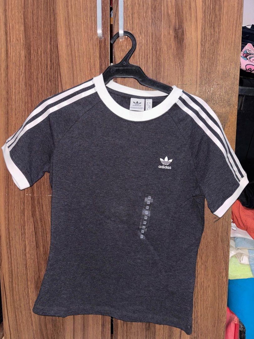 Adidas - 3-Stripes Slim Raglan Tee (Category: Shirts) located in Manila. Submitted by amrtn (Listing ID 1410281106, Image 1). Description: .