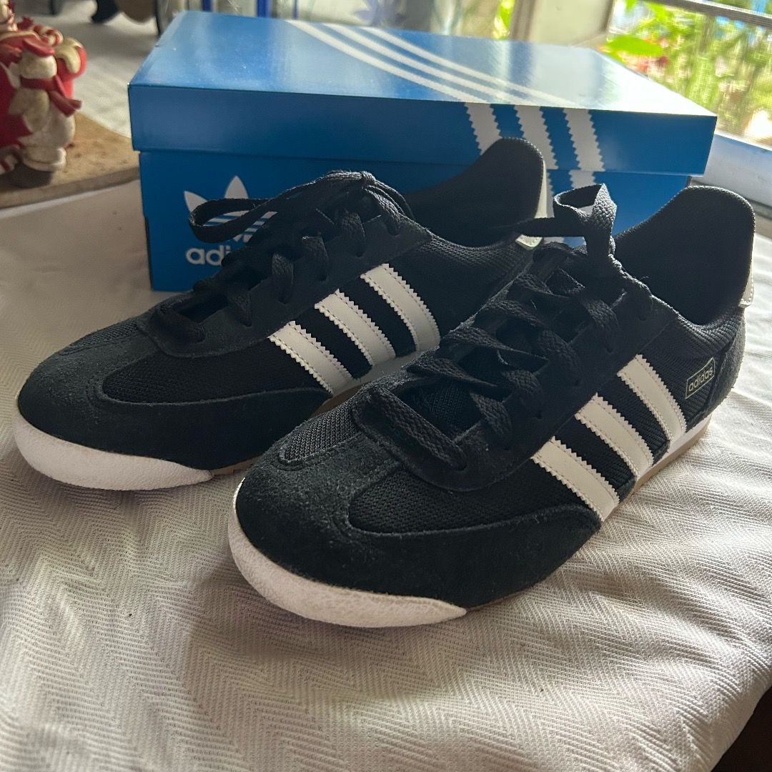 Adidas Lifestyle R71 Black (Category: Sneakers) located in Paranaque City. Submitted by 391kkul (Listing ID 1410239323, Image 3). Description: adidas lifestyle r71 shoes - black - used 2-3x only - bought locally (₱ 4,700) - can send more pics/vids if needed ✅ 23.5cm US5.5 UK5 - ₱ 3,200 💵: gcash, maya, bpi, gotyme, seabank 📦: ggx, jnt, lbc, sdd .