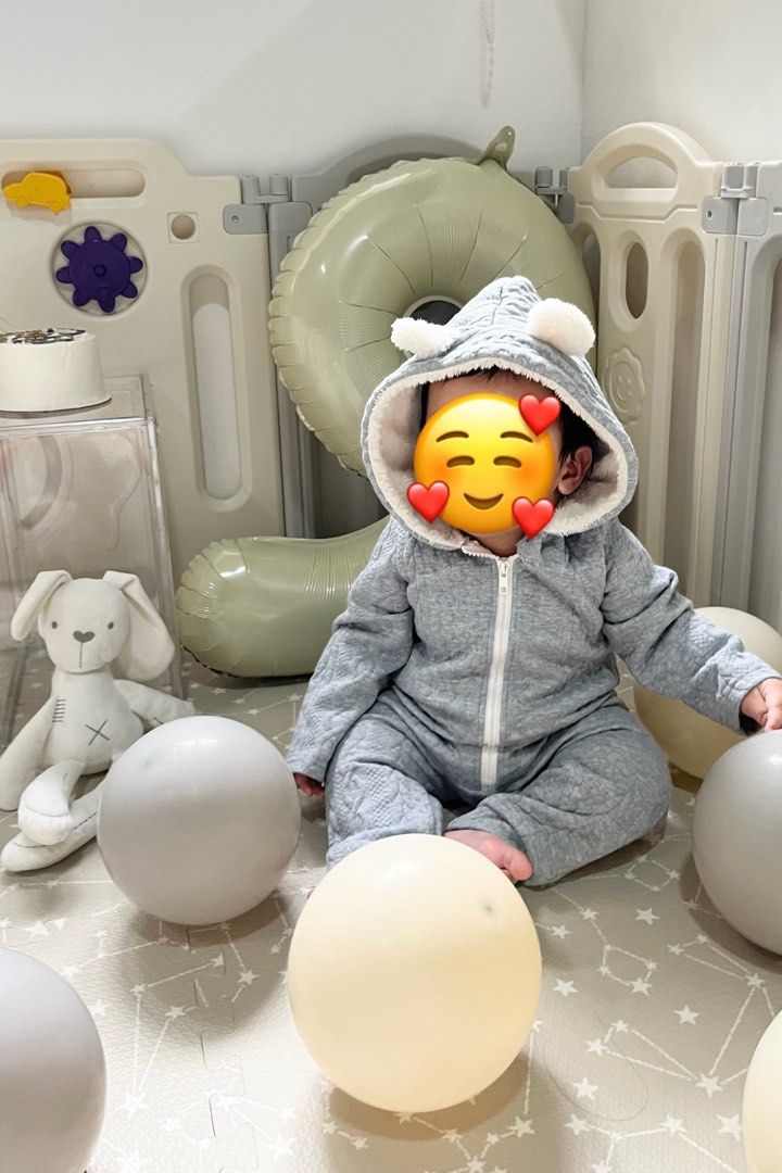 Baby Bear Frogsuit with Hood (Category: Babies & Kids Fashion) located in Baliuag. Submitted by davidruss (Listing ID 1410224164, Image 3). Description: Used once.