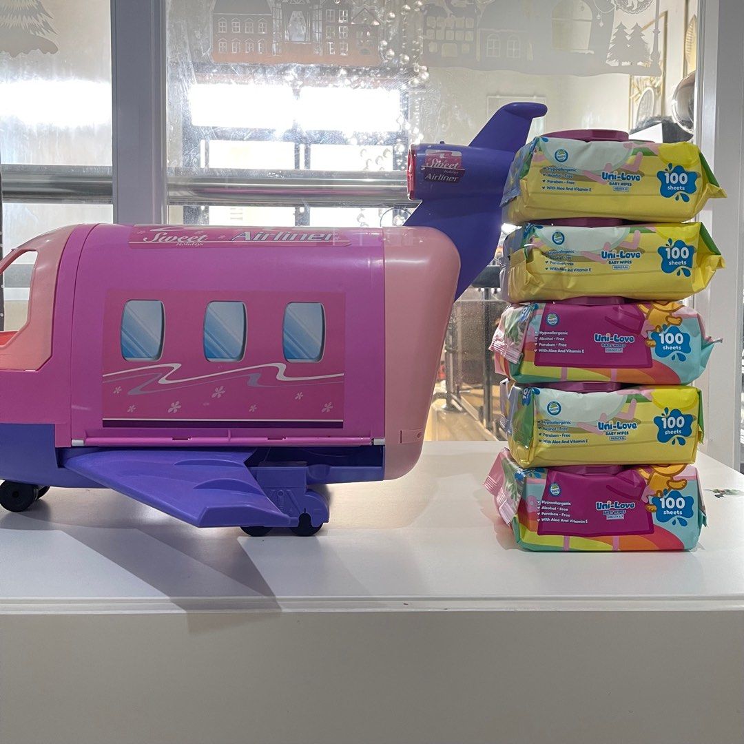 BIG AIRPLANE TOY (Category: Kids Toys) located in Bauan. Submitted by sheryljoydg (Listing ID 1410274173, Image 2). Description: BIG AIRPLANE TOY ℹ️ As tall as five 100s wet wipes ℹ️ Some parts are already broken so please manage your expectation ℹ️ RFS: Decluttering 📍For pickup only (Bauan, Batangas) 💲 Selling for P250.