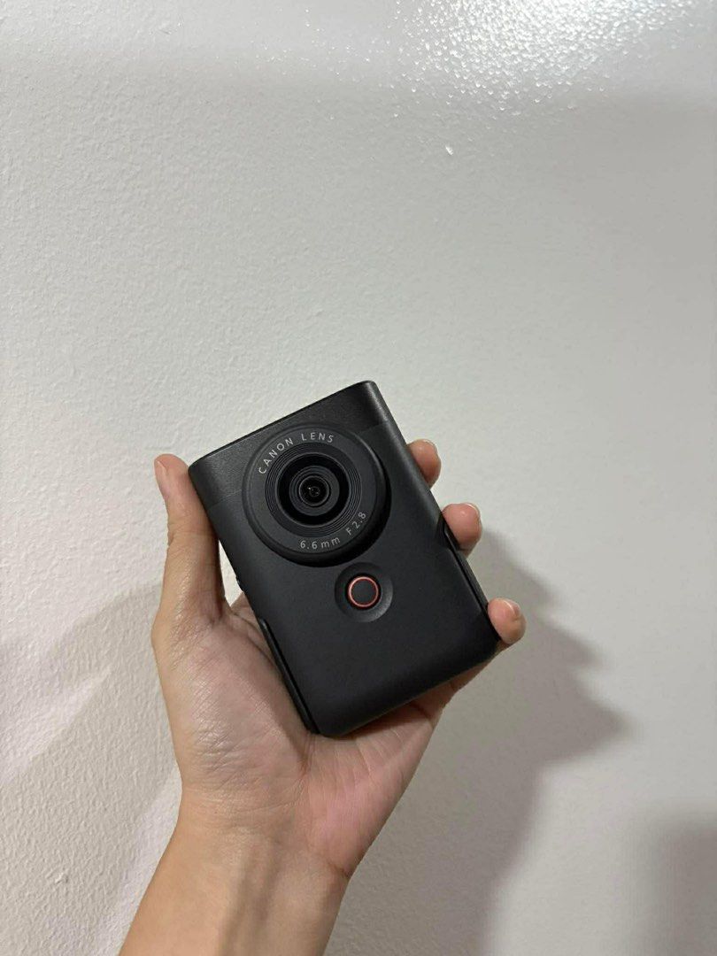 Canon PowerShot V10 Camera (Category: Cameras) located in San Pablo. Submitted by veronveronsinta (Listing ID 1410333849, Image 2). Description: BRAND NEW!! - Canon PowerShot V10 camera - Flip-up screen - Canon lens (6.6mm f/2.8) - Includes USB cable and wrist strap - Black color - Red button and control buttons on the back .