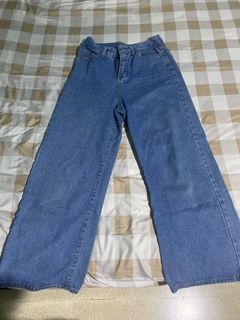 (Kategori: ) berada di . Dikirim oleh ltfdws (ID iklan 1410190603, Gambar 1). Deskripsi: .