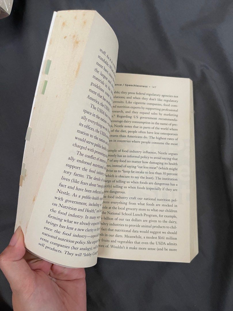 Eating Animals by Jonathan Safran Foer (Category: Storybooks) located in Pulilan. Submitted by margaretsedit (Listing ID 1410244852, Image 3). Description: ALL AUTHENTIC 📚 BOOKS FOR SALE BUNDLE PRICE P4500 (SF C/O BUYER) FREE SF IF YOU BUY 3 BOOKS 200• A Room of One’s Own & Three Guineas — Virginia Woolf 700• Kitchen — Banana Yoshimoto 450• Heaven — Mieko Kawakami 600• All the Lovers in the Night — Mieko Kawakami (GOOD AS NEW) 600• Days at the M