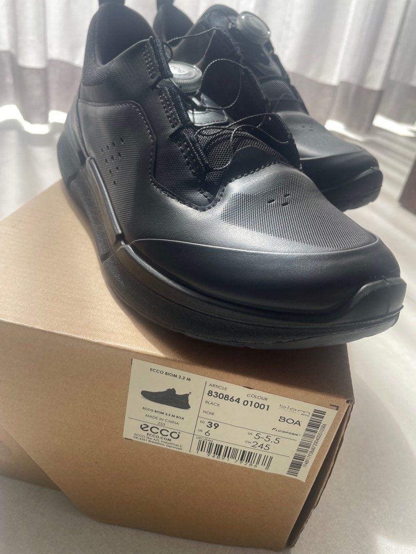 ECCO BIOM 2.2 M BOA Black Shoes (Category: Sneakers) located in Manila. Submitted by rain_manoy (Listing ID 1410209345, Image 2). Description: Price P8,000 Brand New Guaranteed authentic Complete with box RFS: impulse buy, bought another black sneakers ECCO BIOM 2.2 M BOA shoes in black. Features full-grain leather, athletic design, and soft collar padding. Designed with BIOM NATURAL MOTION for comfort. Includes ECCO LYTR Technology for anatomica