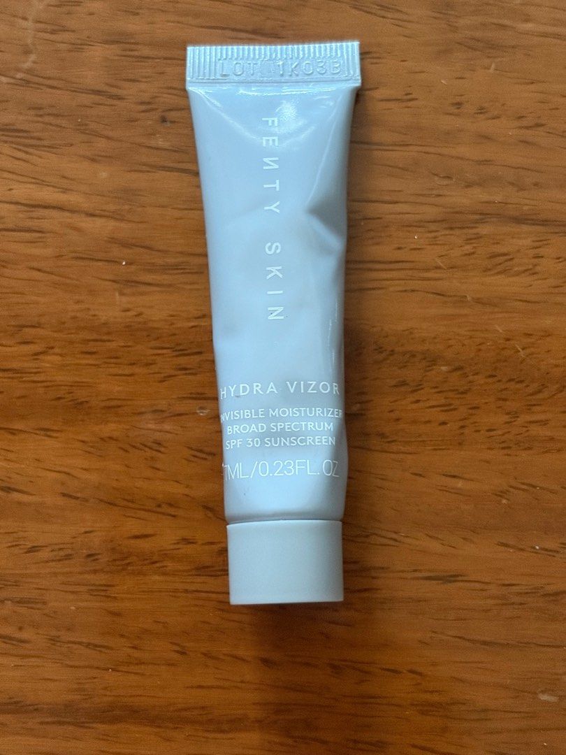Fenty Moisturizer (Category: Face Care) located in San Juan City. Submitted by cashfrancefashioncosmetics_ph (Listing ID 1410195056, Image 3). Description: FENTY INVISIBLE MOISTURIZER NO BOX MINI 7ml ORIGINAL.