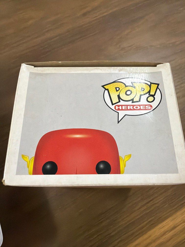 Flash Funko (Category: Toy Figures) located in Singapore. Submitted by wonsgnow (Listing ID 1410307607, Image 4). Description: Poor quality so selling for $10 and there’s a price tag left over at the bottom .