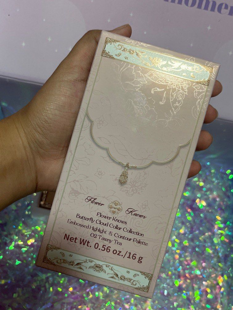 Flower Knows Butterfly Cloud Collar Collection (Category: Makeup) located in Cabuyao City. Submitted by signedbyk (Listing ID 1410211047, Image 3). Description: Embossed Highlight and Contour Palette 02 Tawny Tea 1 STOCK NALANG PO ANG AVAILABLE 🥹🎀.