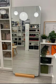 (Category: ) located in . Submitted by lunapi (Listing ID 1410160475, Image 1). Description: .