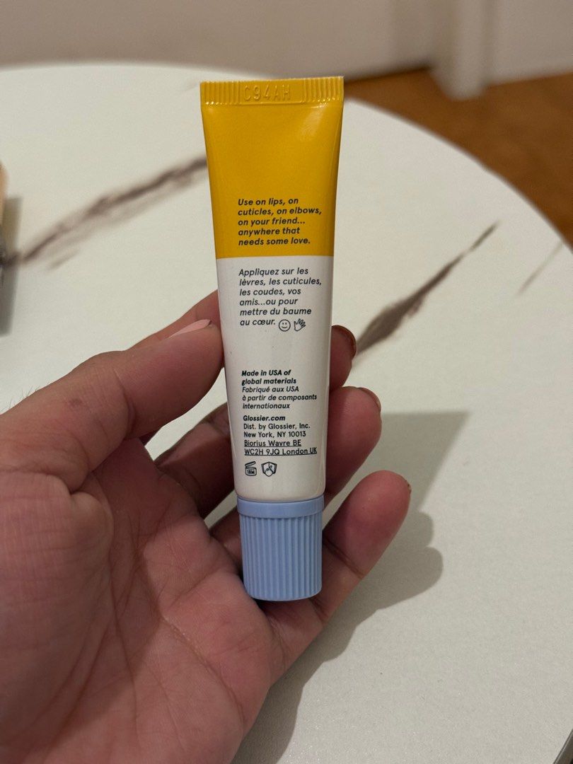 Glossier mango balm dotcom (Category: Makeup) located in Quezon City. Submitted by quirksandcurls (Listing ID 1410306390, Image 2). Description: .