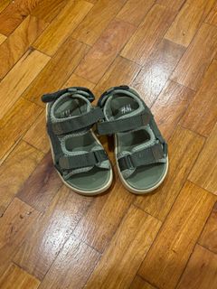 (Category: ) located in . Submitted by preloved_tdc (Listing ID 1410221195, Image 1). Description: .